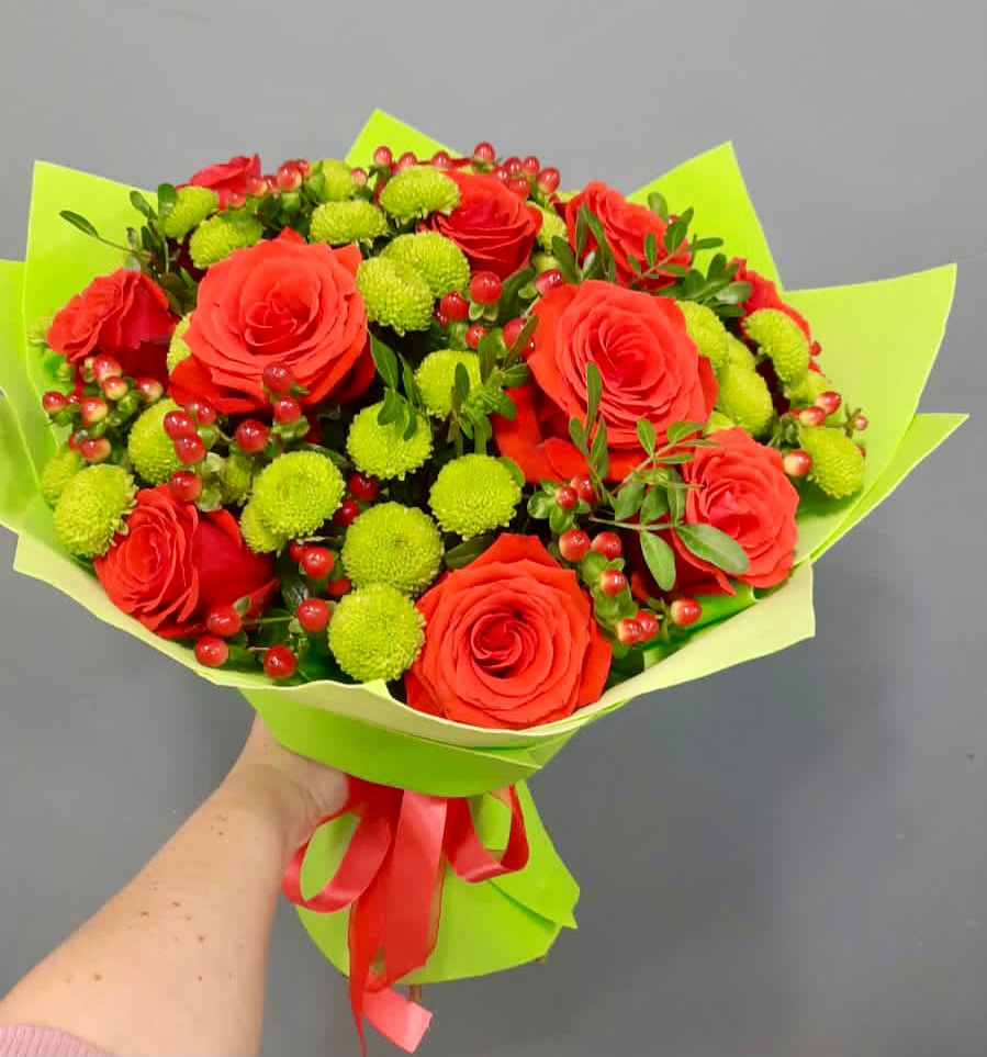 Букет цветов из: Хризантемы и Розы в Калачинске