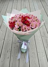 Букет цветов из:  Альстромерии в Калачинске