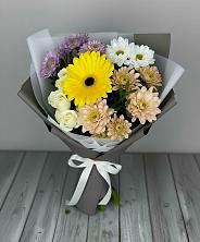 Букет цветов из:  Розы, Герберы и Хризантемы в Калачинске