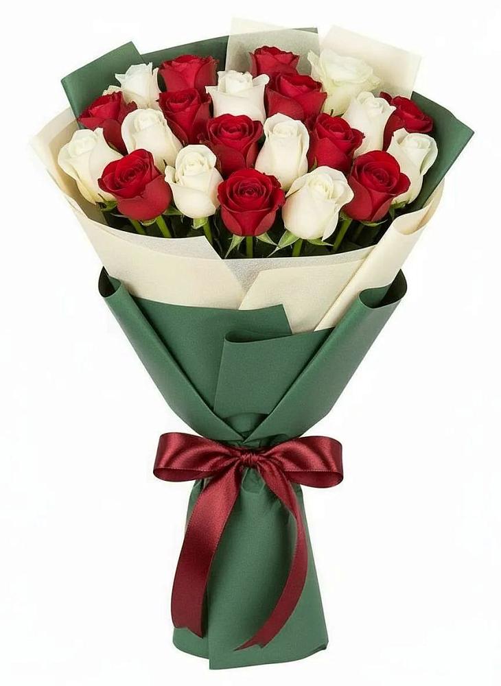 Букет Микс из красных и белых роз в Калачинске