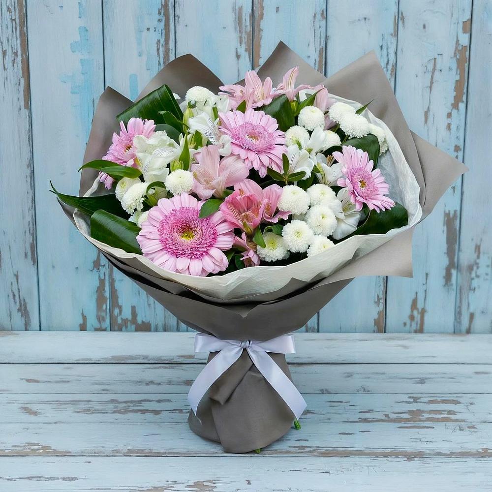 Букет цветов из: Герберы, Альстромерии и Хризантемы в Калачинске