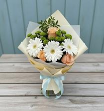 Букет цветов из:  Герберы, Розы и Хризантемы в Калачинске